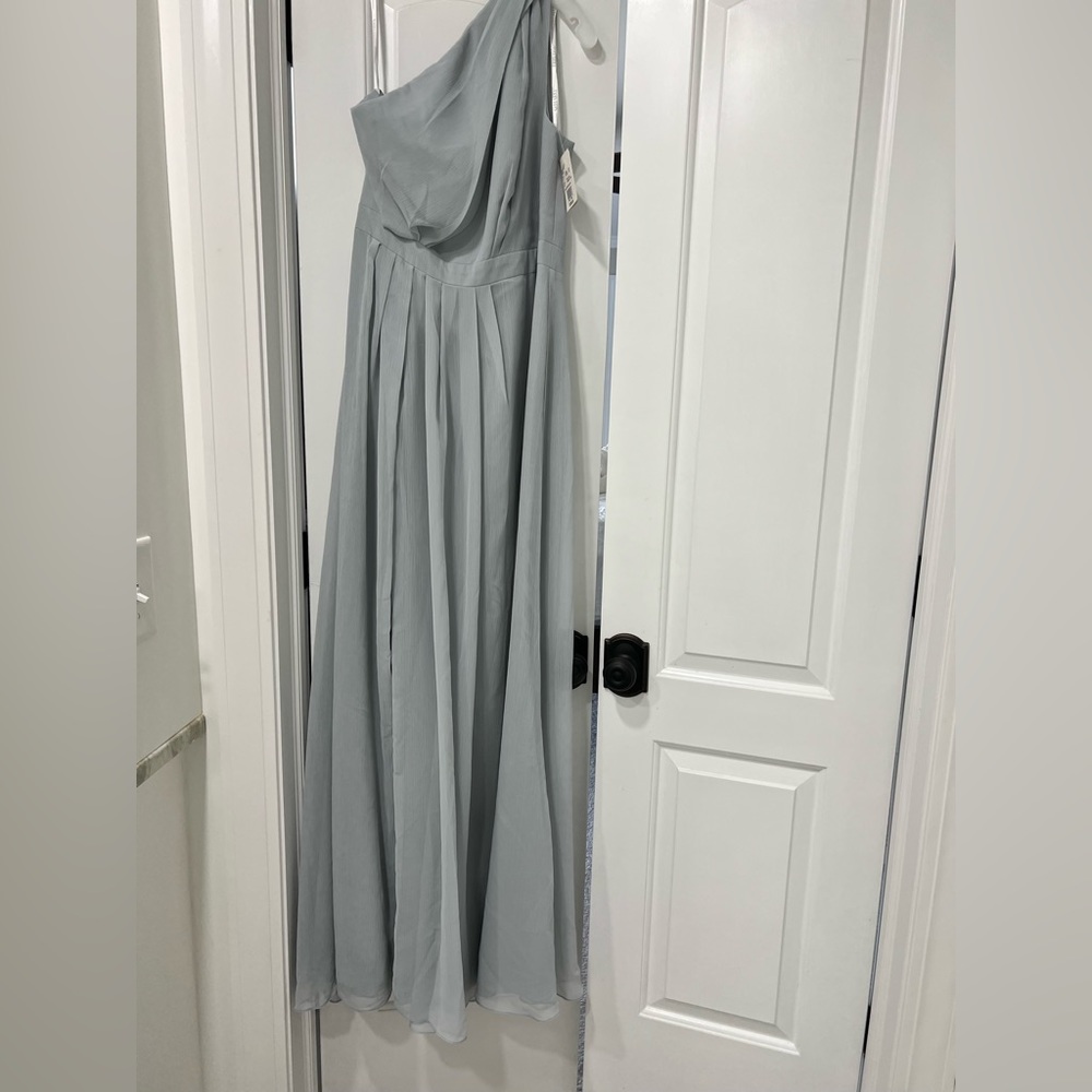 One shoulder mystic color bridesmaids dress. New, never worn!